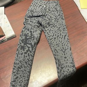 Lululemon leggings